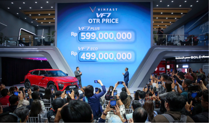 VF 7 ra mắt tại thị trường Indonesia.