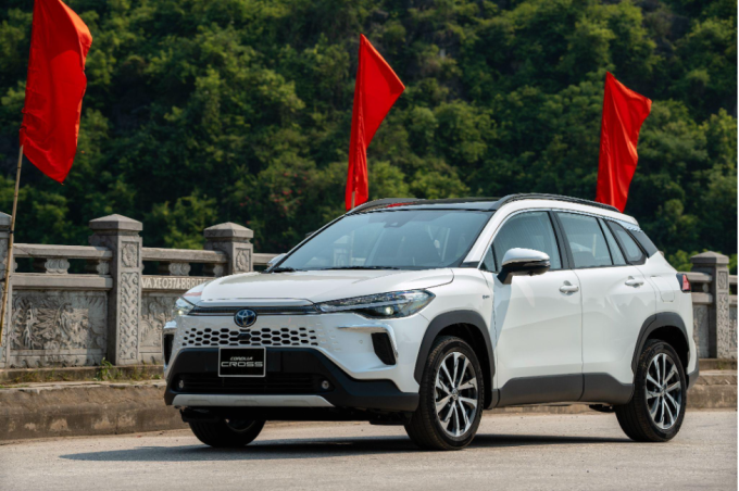 Corolla Cross phiên bản hybrid.