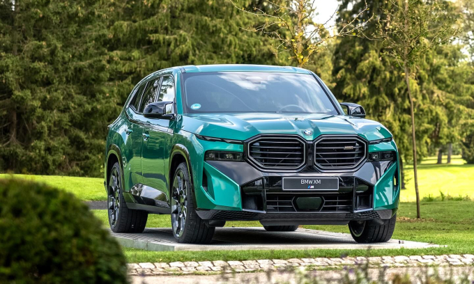 Mẫu xe mới của hãng có giá bán tại Đức từ 133.800 euro (khoảng 157.000 USD).
