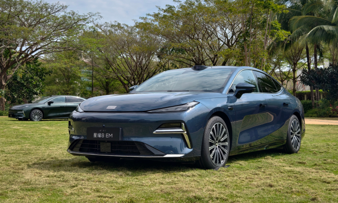 Mẫu Geely Galaxy Starshine 8 vừa ra mắt tại Trung Quốc.
