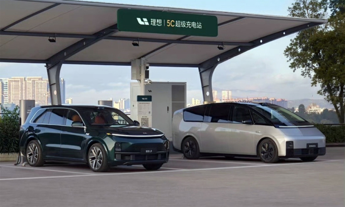 Li Auto hiện có hơn 15.000 trụ sạc công suất cao.
