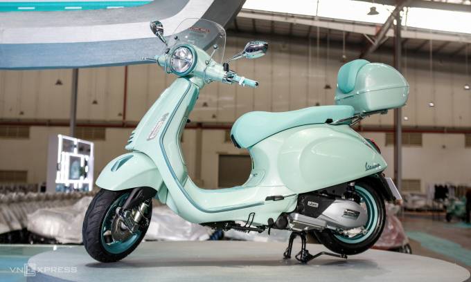 Vespa Primavera phiên bản mới giá 80-82,4 triệu đồng. Ảnh: Lương Dũng